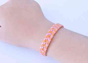 3 façons simples de créer un bracelet d'amitié à nœuds croisés