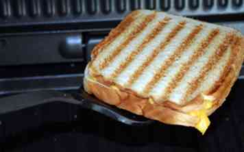 Een gegrilde kaassandwich maken in een George Foreman Grill