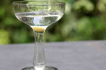 Comment faire un vodka martini 5 étapes (avec photos)