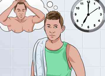 Cómo insertar un catéter masculino (con imágenes)