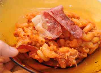 Comment faire du macaroni au fromage et du bacon 9 étapes (avec photos)