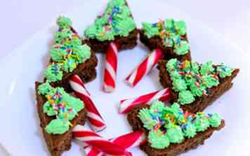 Comment faire des arbres de Noël Brownie 14 étapes (avec photos)