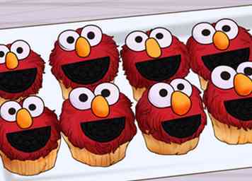 Comment faire des cupcakes Elmo (avec des photos)