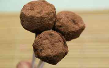 Hoe maak je Hot Cocoa Cake Pops (met afbeeldingen)