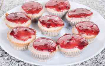 Comment faire des muffins à la fraise 11 étapes (avec photos)