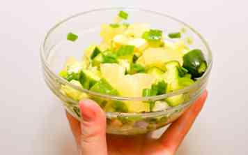 Hoe Tropical Fruit Salsa te maken 4 stappen (met afbeeldingen)