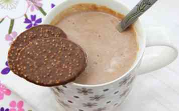 Comment faire un smoothie au chocolat et à la vanille Nesquik sans utiliser de mélangeur