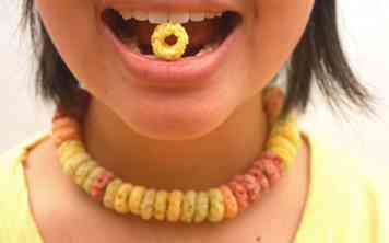 Comment faire un collier de boucles de fruits comestibles 4 étapes