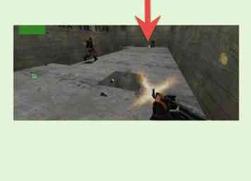 Comment jouer sur Breakfloor en Counter Strike 8 étapes