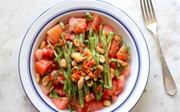 Sådan tilberedes thailandsk tomat og grøn bønnesalat 5 trin