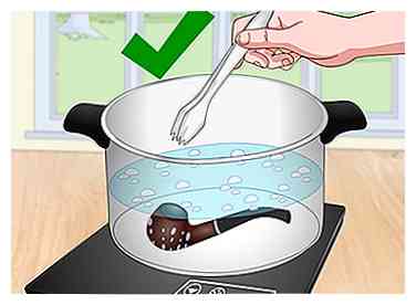 3 måder at få harpiks ud af en skål