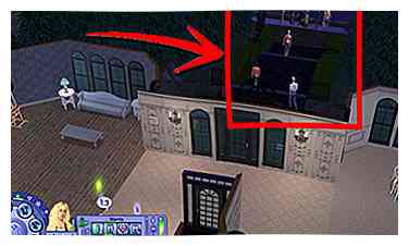 Sådan har du en massiv fest på Sims 2 6 trin (med billeder)