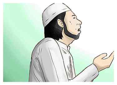 Hoe om Allah te vragen om vergeving (met foto's)