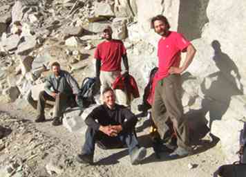 Sådan vandrer Mount Whitney 5 trin (med billeder)