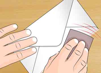 4 måder at åbne en forseglet konvolut på