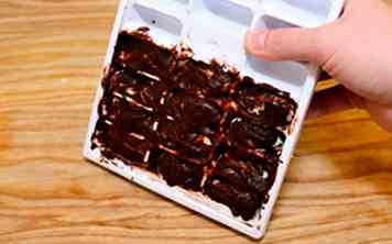 Hvordan man laver isterning bakke diæt chokolade ostekage 9 trin
