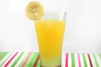 Sådan laver du Mango Lemonade 5 trin (med billeder)