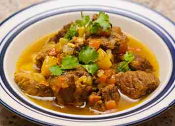Hvordan man laver fårekød Curry (med billeder)