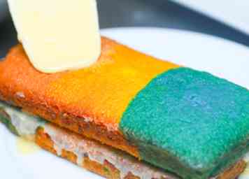 Wie man einen Regenbogen-Kuchen macht (mit Bildern)