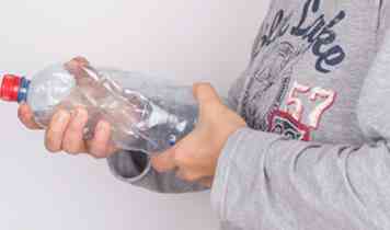 Cómo hacer una tapa de botella de agua Separe con presión de aire 10 pasos