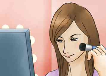 Wie vor Make-up zu befeuchten: 10 Schritte (mit Bildern)