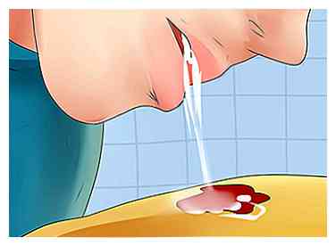 3 façons d'obtenir des taches de sang